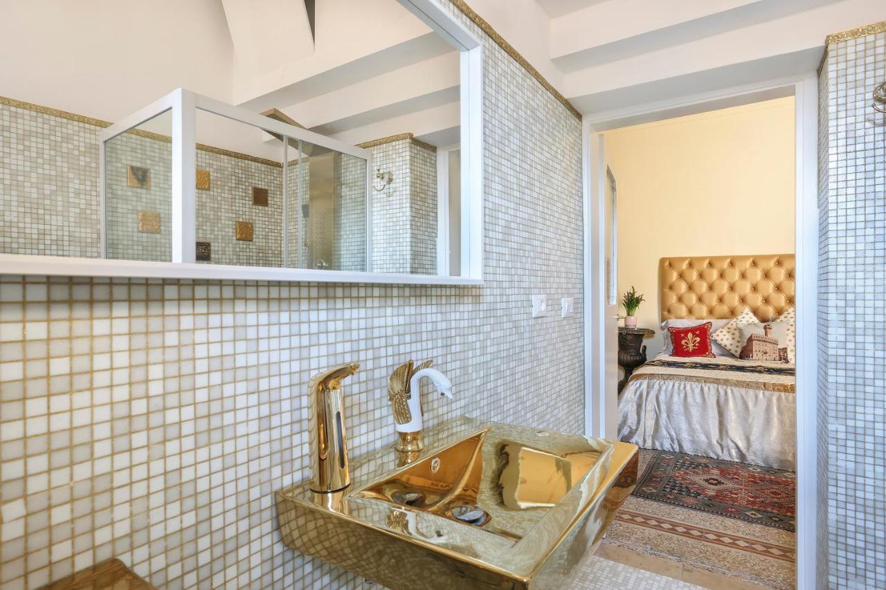 Lullaby Suite Near Palazzo Vecchio And Piazza Signoria -Hosted By Sweetstay ฟลอเรนซ์ ภายนอก รูปภาพ