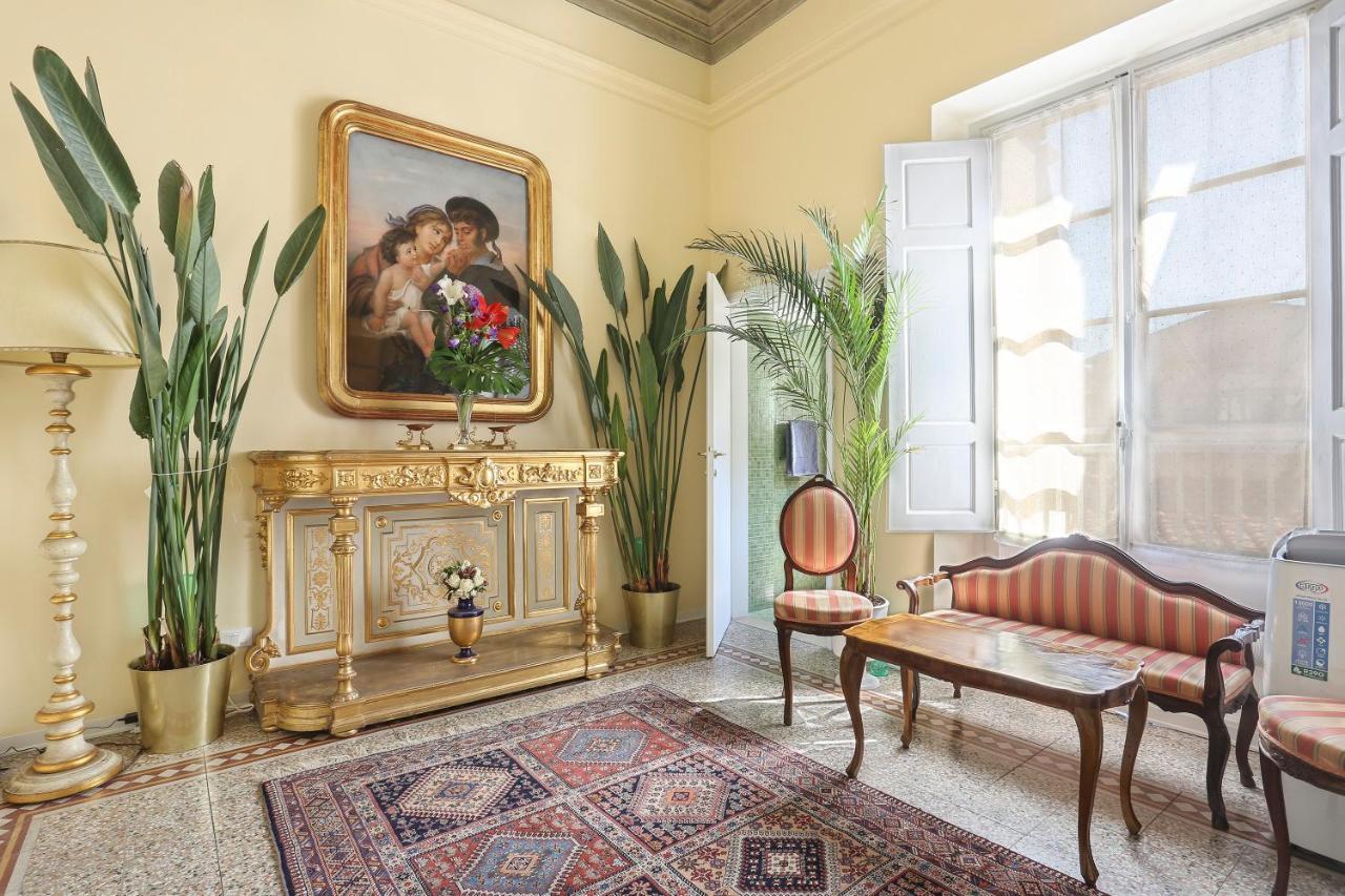 Lullaby Suite Near Palazzo Vecchio And Piazza Signoria -Hosted By Sweetstay ฟลอเรนซ์ ภายนอก รูปภาพ