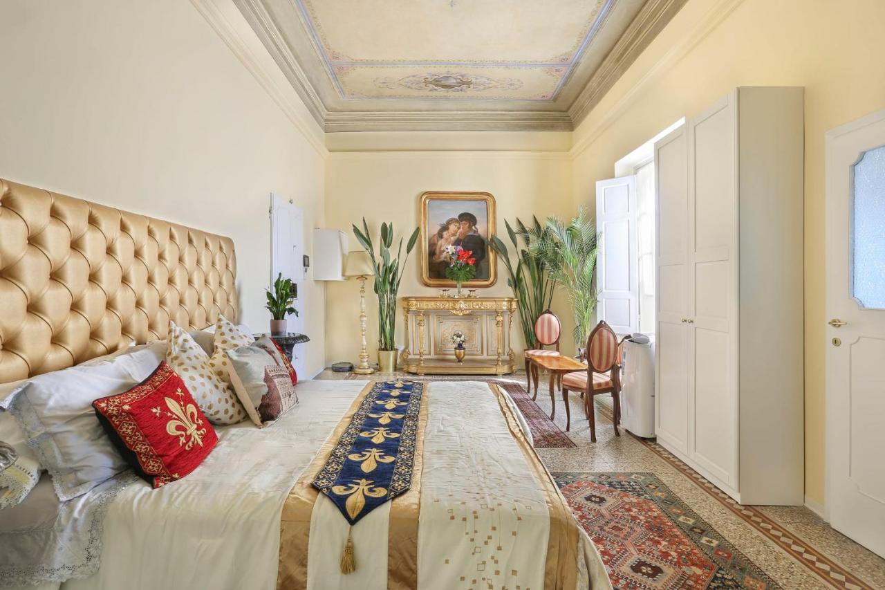Lullaby Suite Near Palazzo Vecchio And Piazza Signoria -Hosted By Sweetstay ฟลอเรนซ์ ภายนอก รูปภาพ